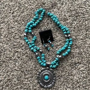 Turquoise stone necklace and earrings set.